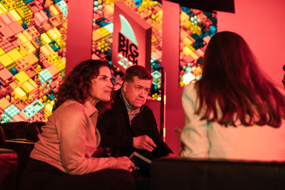 Graphic-Image-3 A graphic display of custom, generative animations being displayed on a large scale custom LED wall